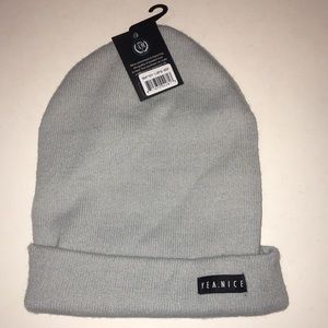 Yea Nice beanie hat skully brand new with tags